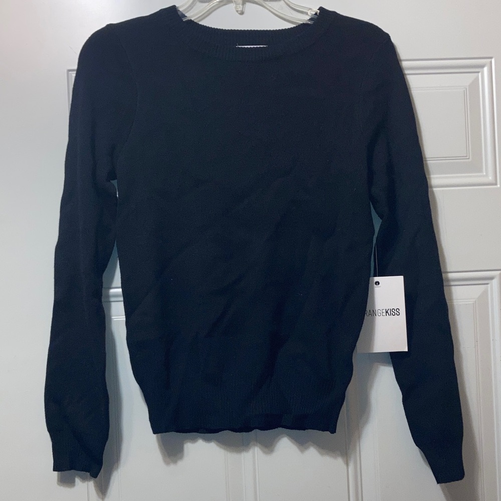 Black Crew Neck Sweater S NWT‎